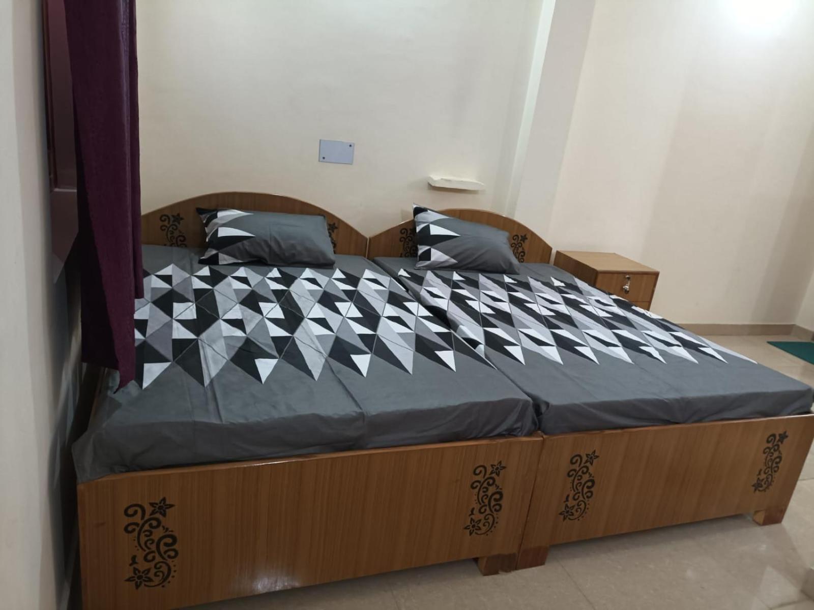 Anant Paying Guest House Ayodhya Eksteriør billede