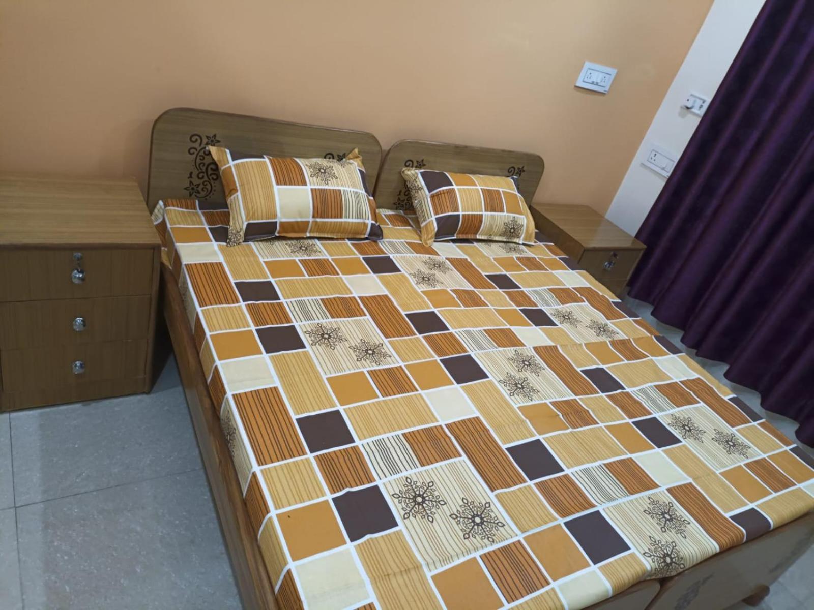 Anant Paying Guest House Ayodhya Eksteriør billede